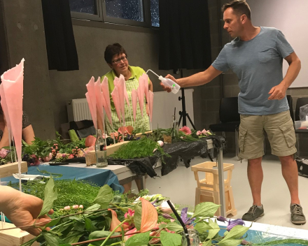 Crea - avond met thema 'lente'